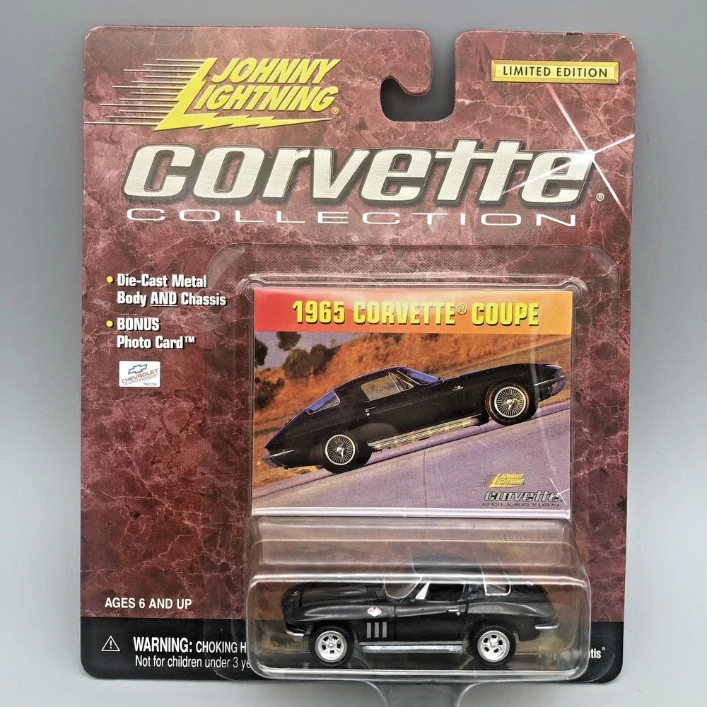 Johnny Lightning Corvette Collection‎ 1965 Chevrolet Corvette Coupe Diecast 1/64